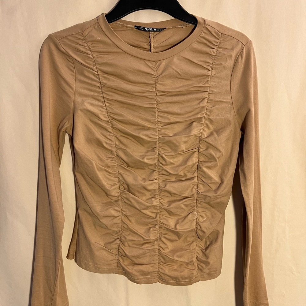 Ruched tan long sleeve top